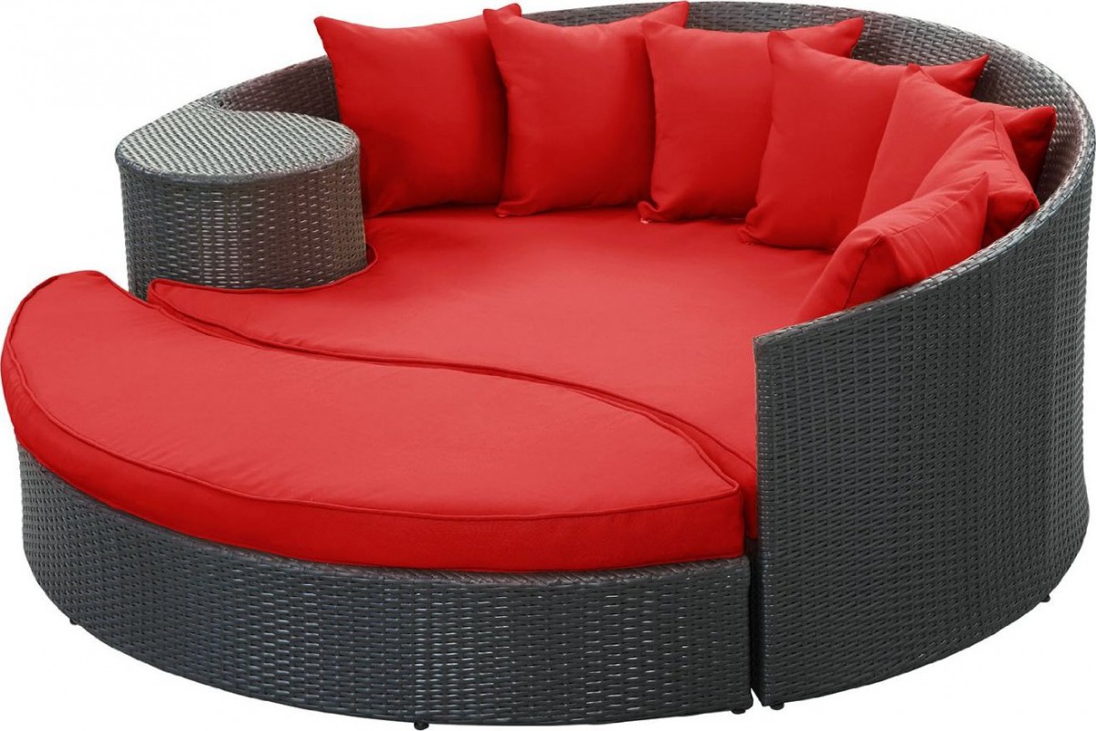 LexMod Taiji Round Wicker Outdoor Daybed with Ottoman