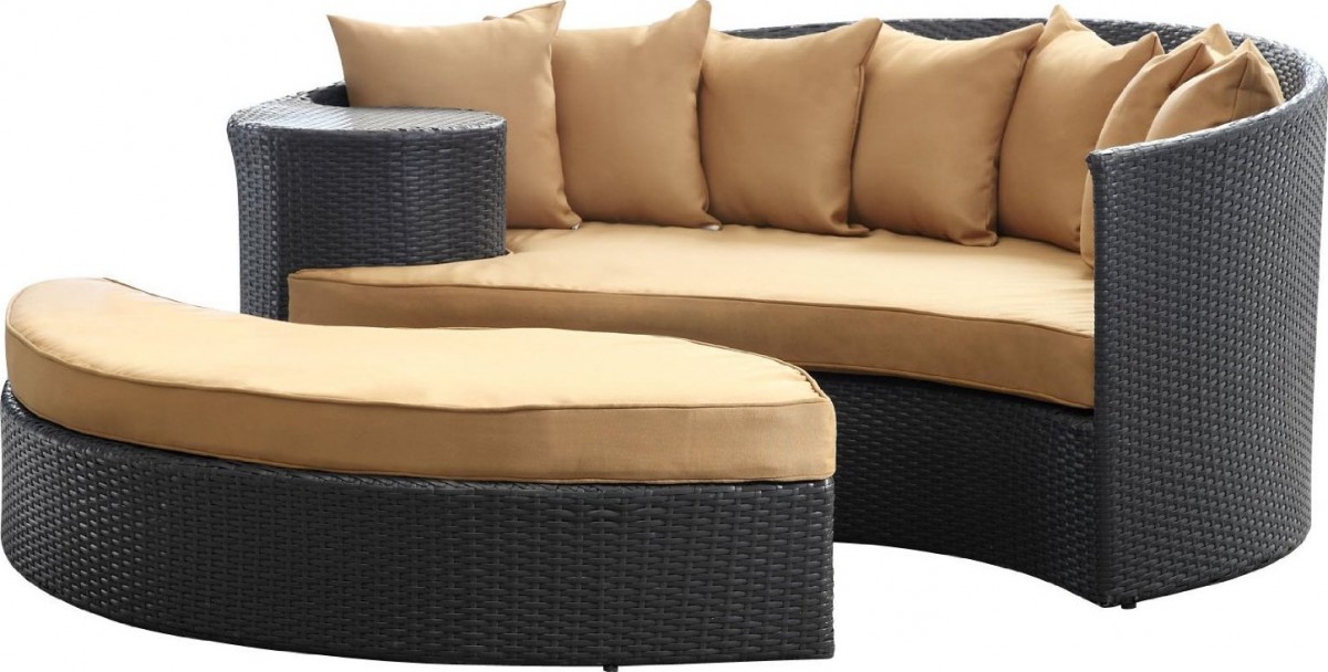 LexMod Taiji Round Wicker Outdoor Daybed with Ottoman