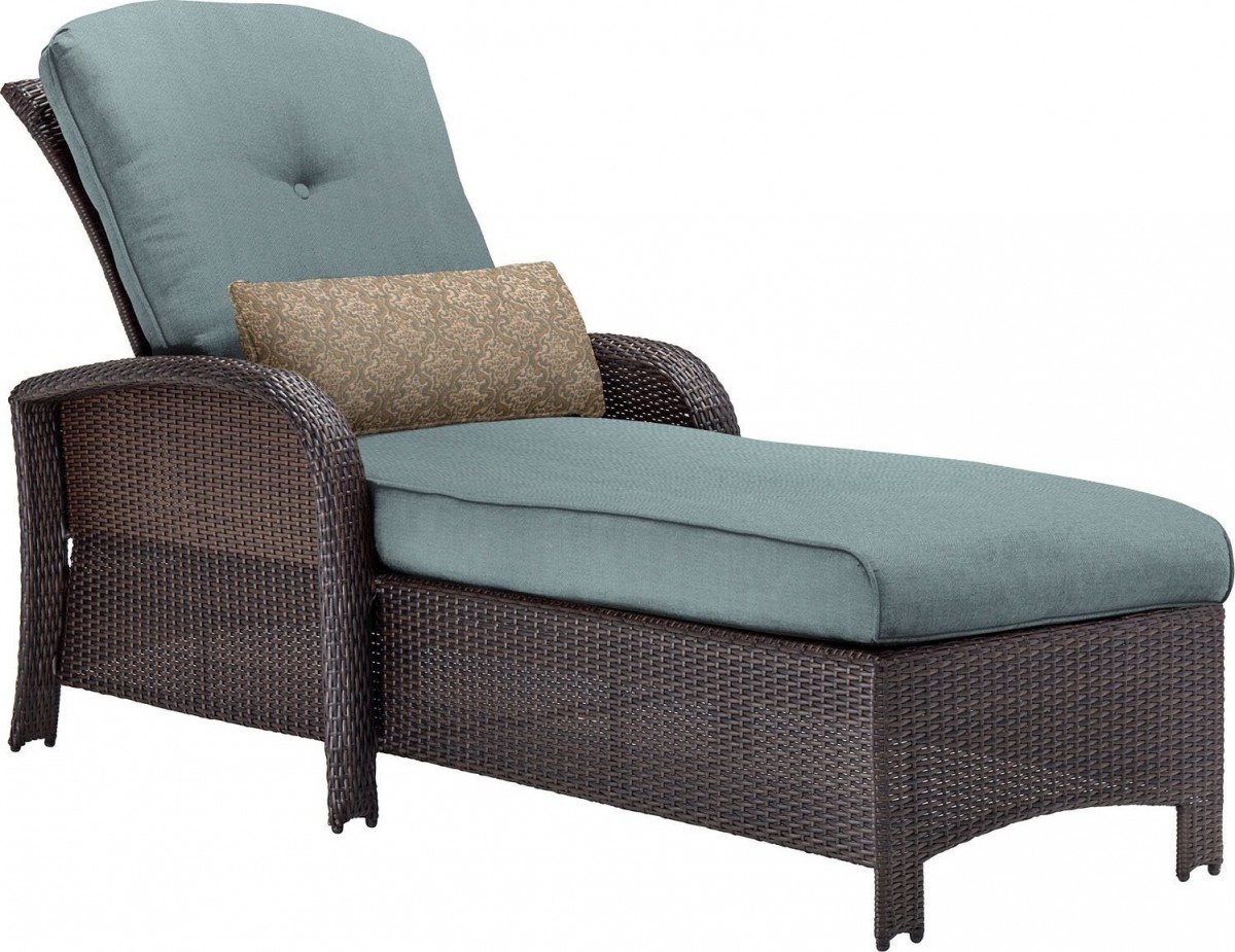 Hanover Strathmere Wicker Outdoor Chaise Lounge Chair