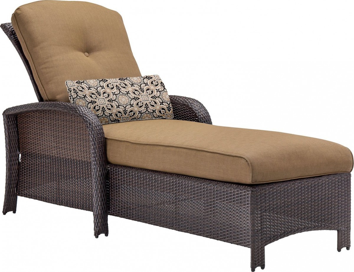 Hanover Strathmere Wicker Outdoor Chaise Lounge Chair