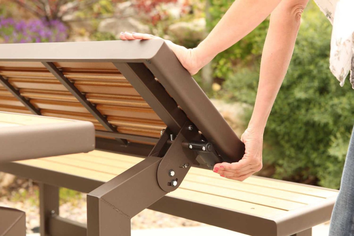 Lifetime Convertible Picnic Table Bench