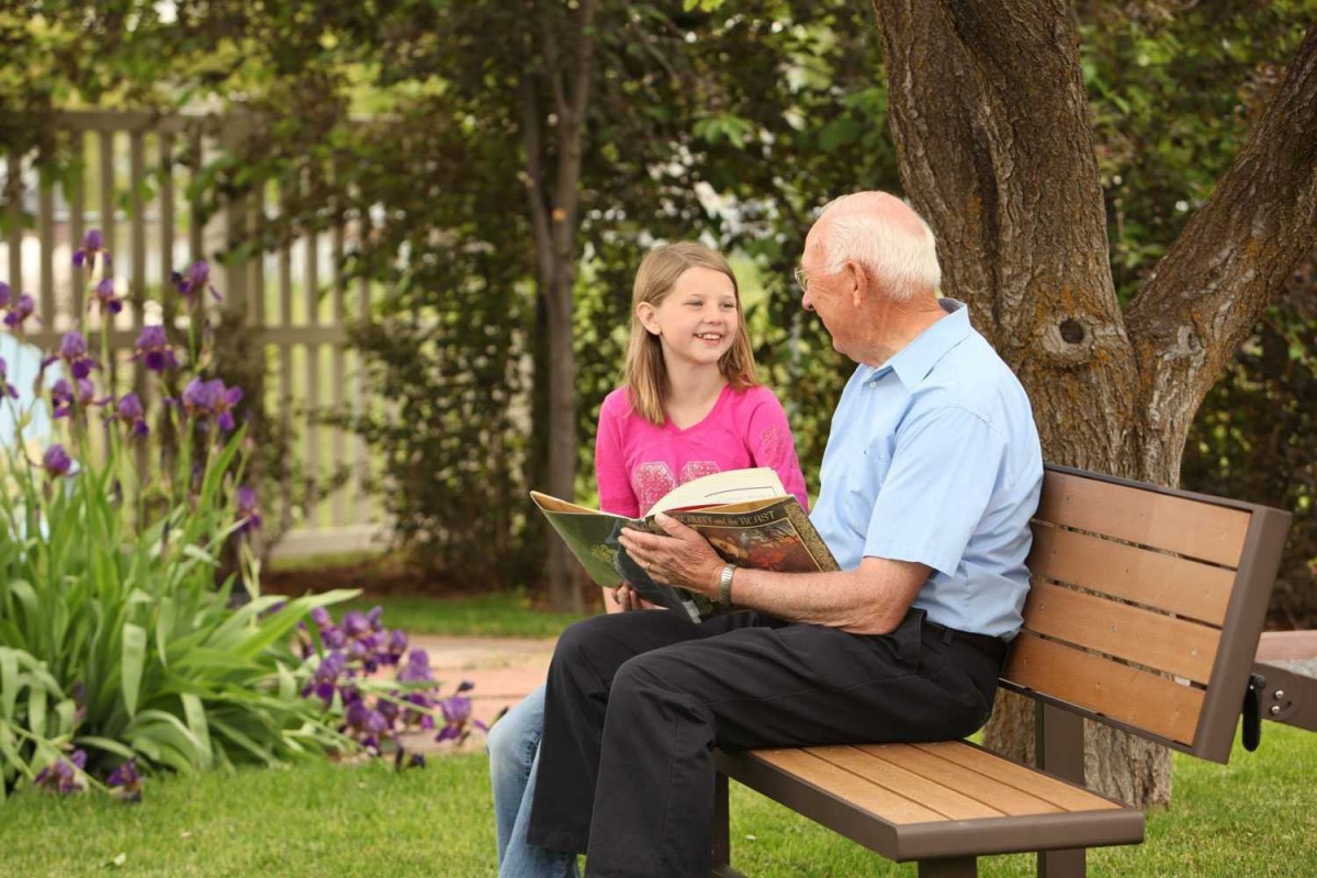 Lifetime Convertible Picnic Table Bench